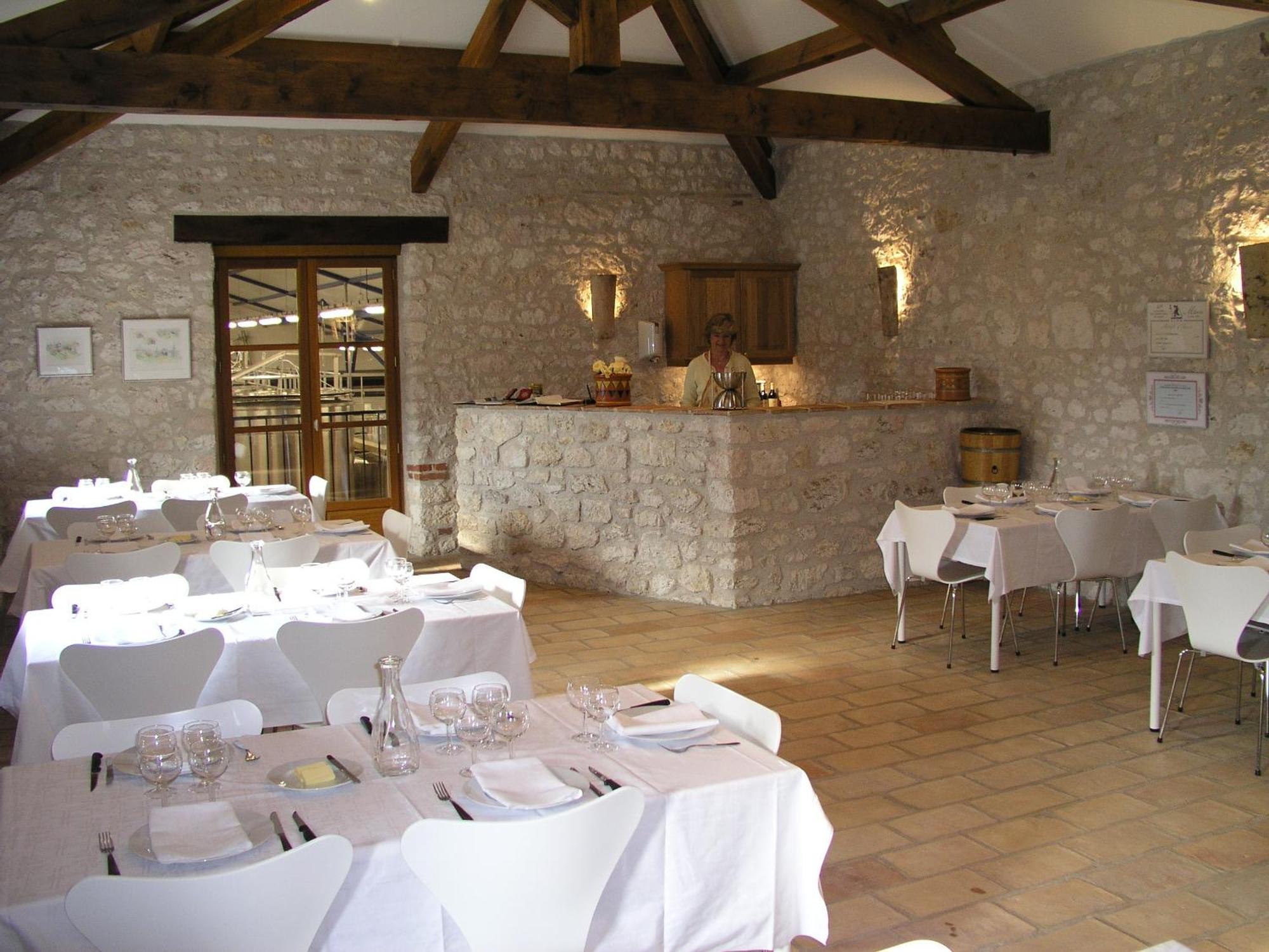 Chateau Lecusse - La Grande Roche - Hotel, Spa, Boutique & Restaurant Broze Exteriér fotografie